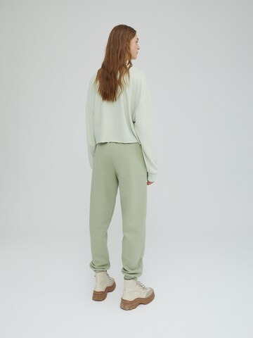 Tapered Pantaloni 'Riley' di EDITED in verde