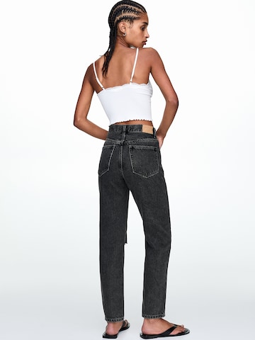 Pull&Bear Regular Farkut värissä harmaa