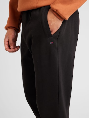 TOMMY HILFIGER Tapered Pants in Black