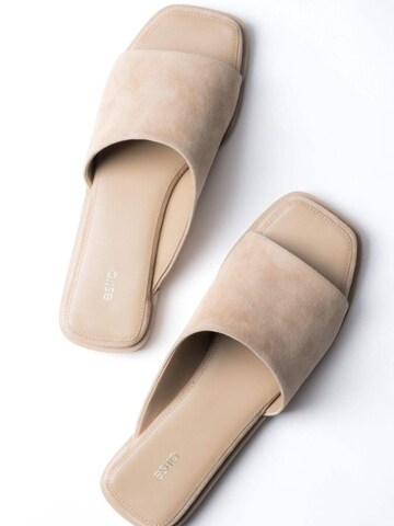 Estro Sandal '385-28' in Beige