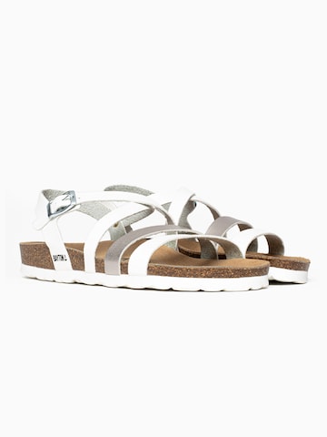 Bayton - Sandalias con hebilla 'Gerone' en blanco