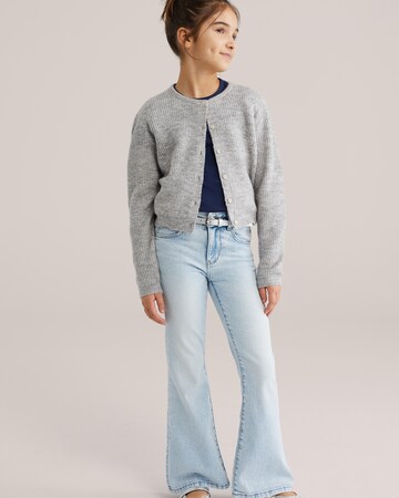WE Fashion Flared Jeans i blå