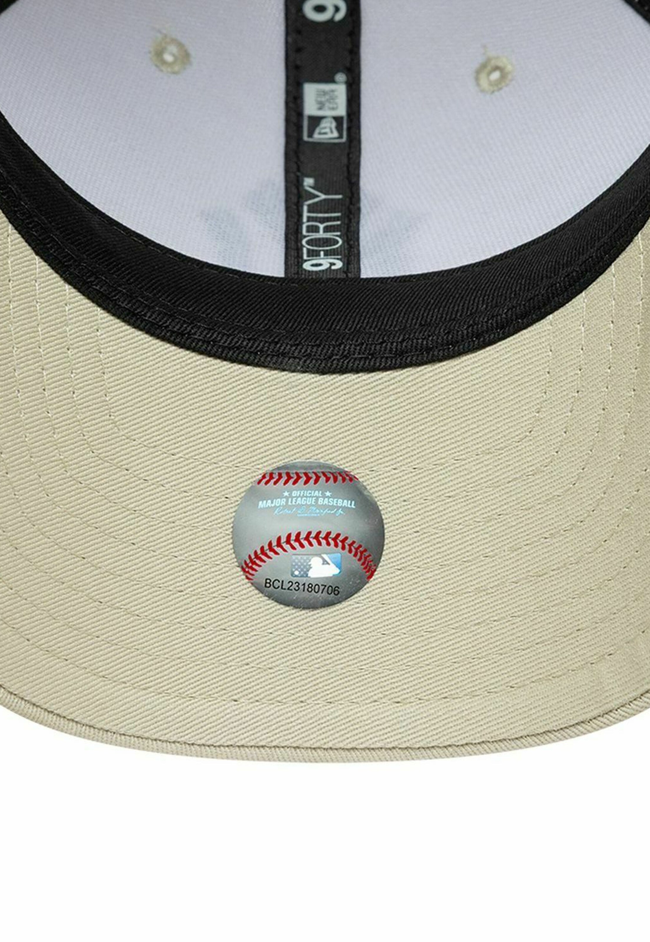 Șapcă '9FORTY MLB New York Yankees' de la NEW ERA pe bej