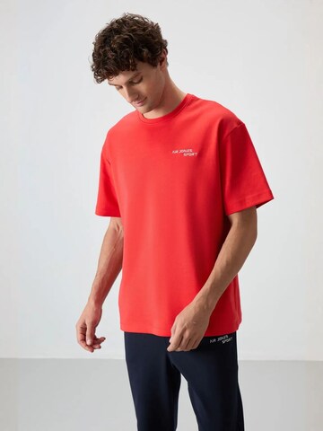 Tommy Life - Fato de desporto em vermelho