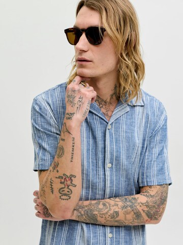 JACK & JONES Comfort fit Button Up Shirt 'Blusummer' in Blue