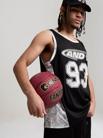 AND1 - Camiseta '93 Airtex' en negro