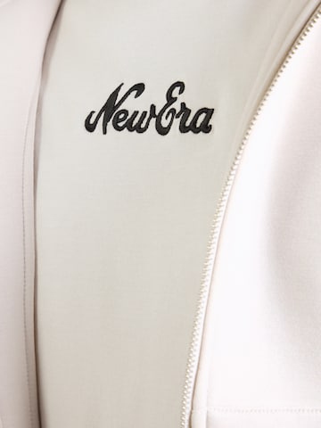 Tricou de la NEW ERA pe alb