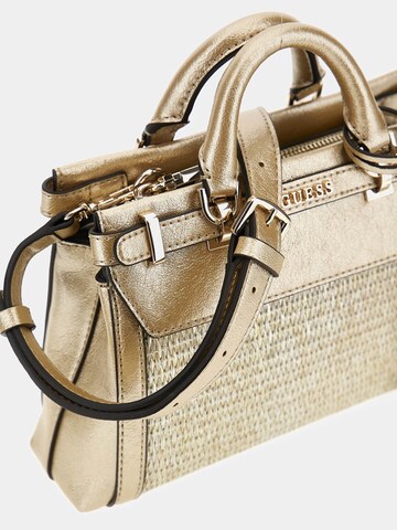 GUESS Handtasche in Gold