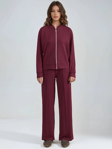 Hiccup - Fato de jogging em vermelho: frente