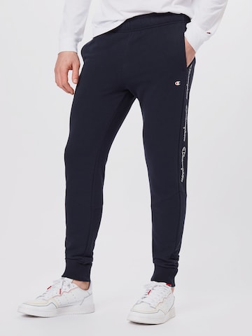 Champion Authentic Athletic Apparel Tapered Broek in Blauw: voorkant