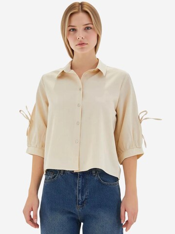 Camicia da donna di Bigdart in beige: frontale