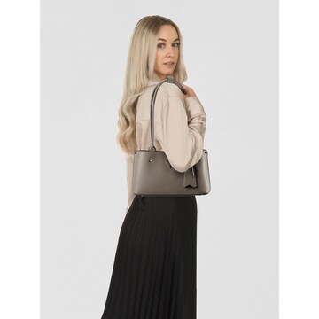 GUESS Schultertasche 'Meridian II' in Grau: Vorderseite