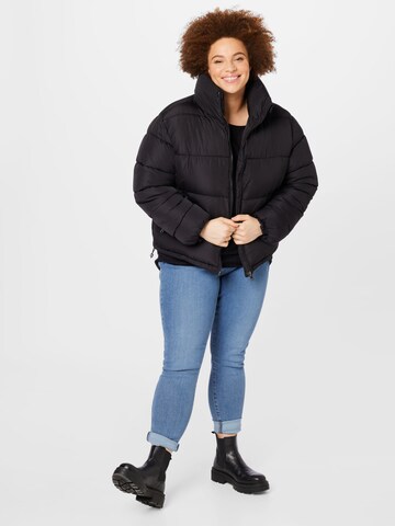 GLAMOROUS CURVE Between-season jacket in Black