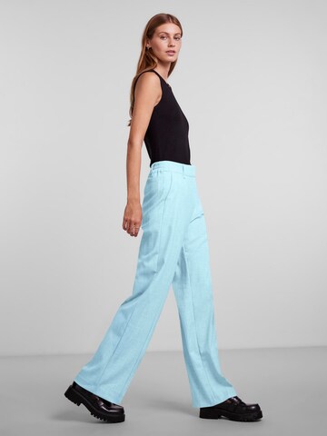 Y.A.S - regular Pantalón de pinzas 'Komio' en azul