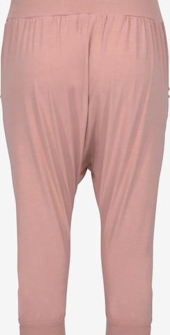 malito more than fashion Pants in Pink: front