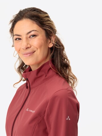 VAUDE Weatherproof jacket in Red