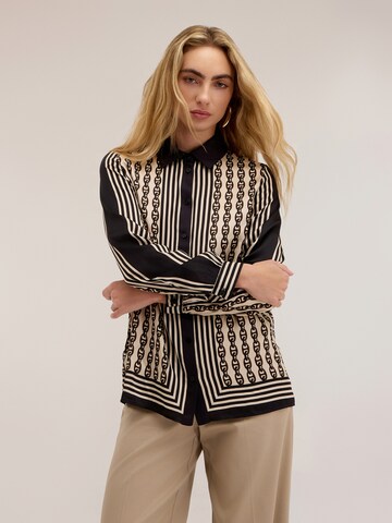 MOTIVI - Blusa en negro