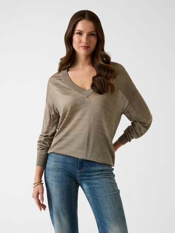 GUESS Sweater in Beige: front