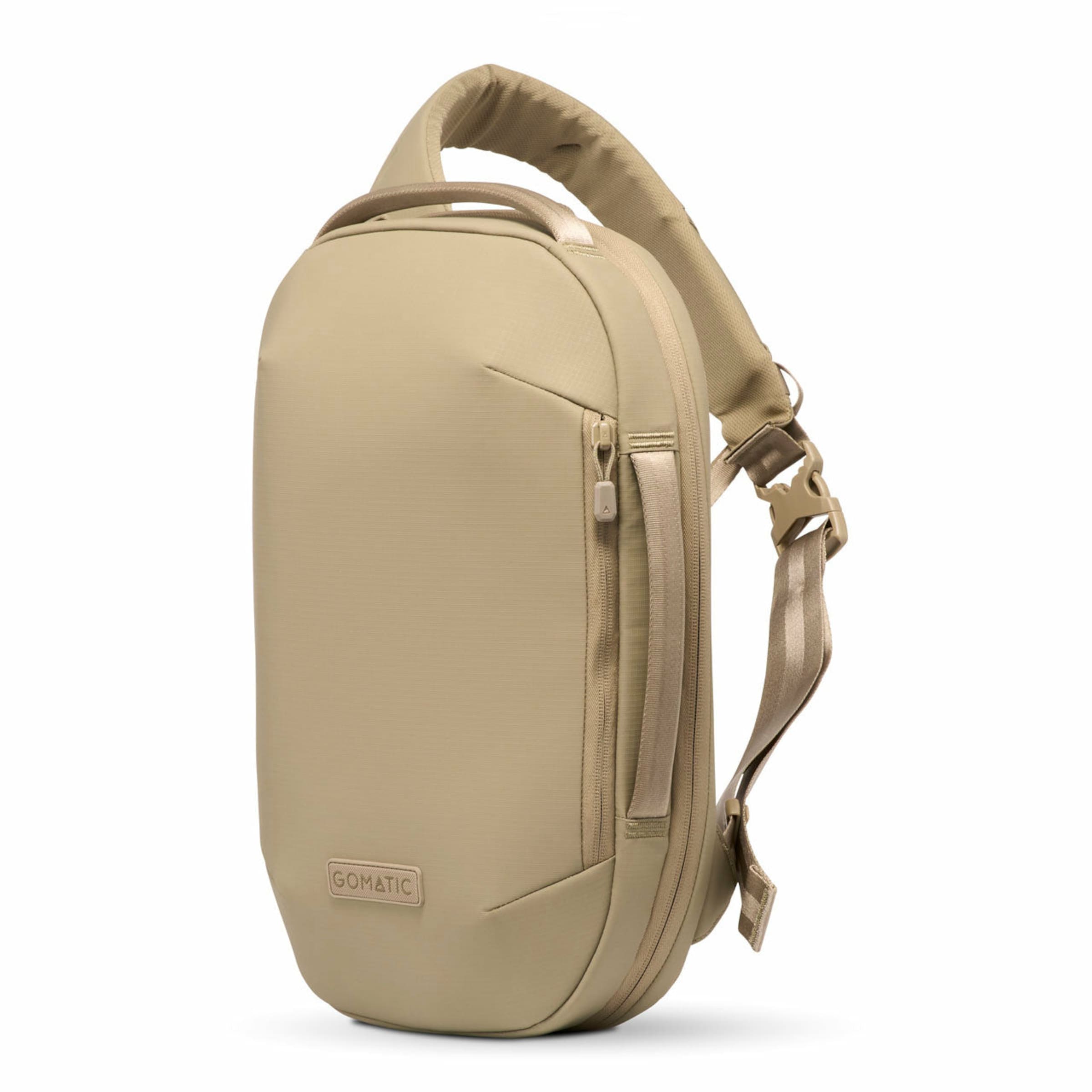 Gomatic Umhängetasche in Braun: Vorderseite