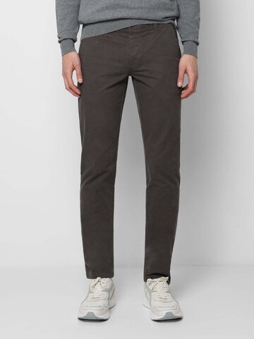 Scalpersregular Chino hlače - siva boja: prednji dio