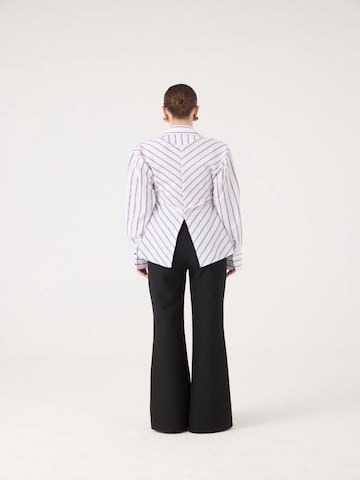 HOLLY LOLLY Flared Pantalon in Zwart