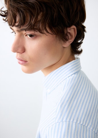 MANGO TEEN Regular fit Button Up Shirt in Blue