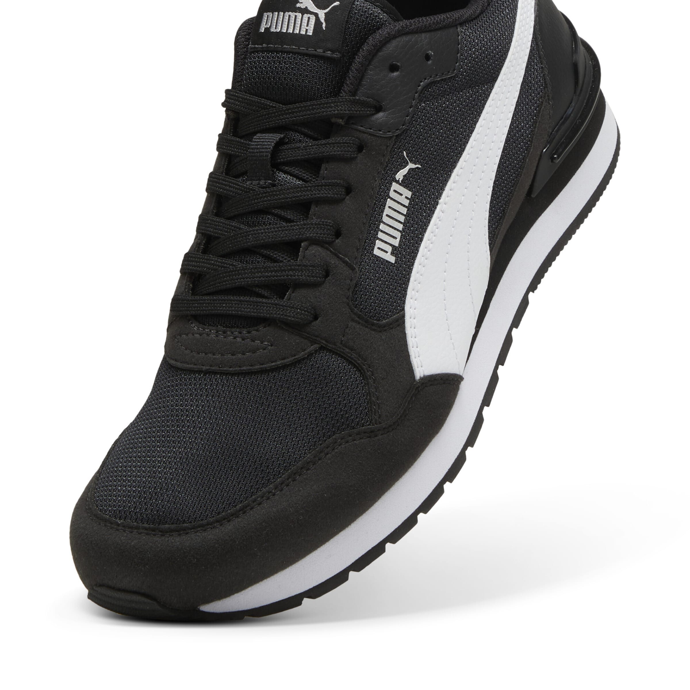 Baskets basses 'ST Runner V4' PUMA en noir