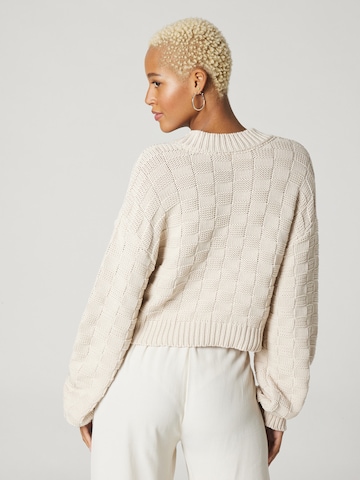 A LOT LESS - Pullover 'Doro' em branco