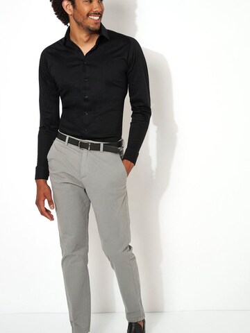DESOTO Slim Fit Hemd 'Modern Kent'‌‌‌‌‌‌‌‌ in Schwarz