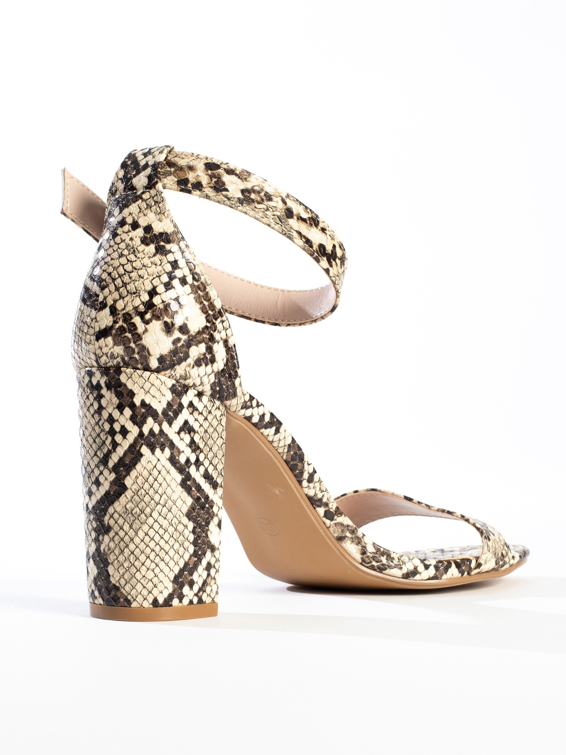 Frauen Pumps & High Heels Celena Sandale 'Claudia' in Creme - NU39819 Frauen Pumps & High Heels Celena Sandale 'Claudia' in Creme - NU39819
