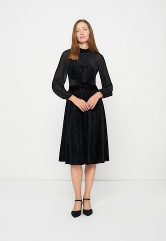 Robe Anna Field en noir : devant