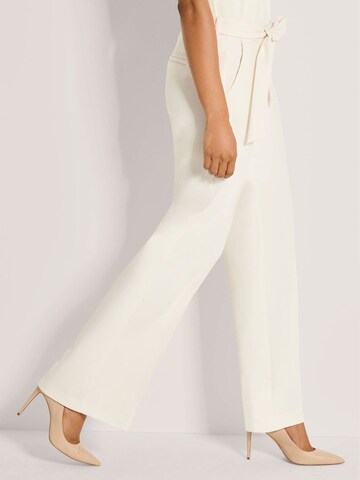 MADELEINE Wide leg Trousers in White