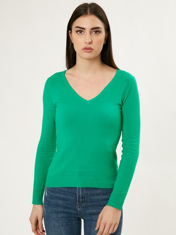 Influencer Sweater in Green: front