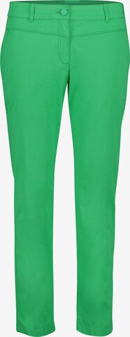 Betty & Co Regular Pants in Green: front