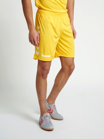Hummel Regular Shorts 'Poly' in Gelb: Vorderseite