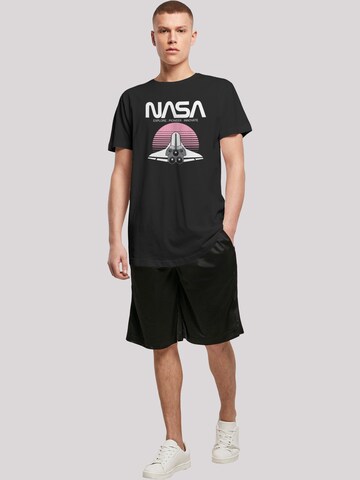 F4NT4STIC Shirt 'NASA Space Shuttle Sunset' in Zwart