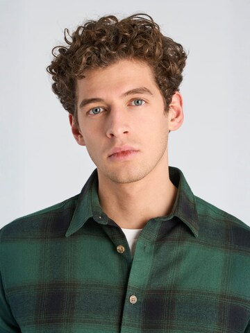 Regular fit Camicia di Lindbergh in verde