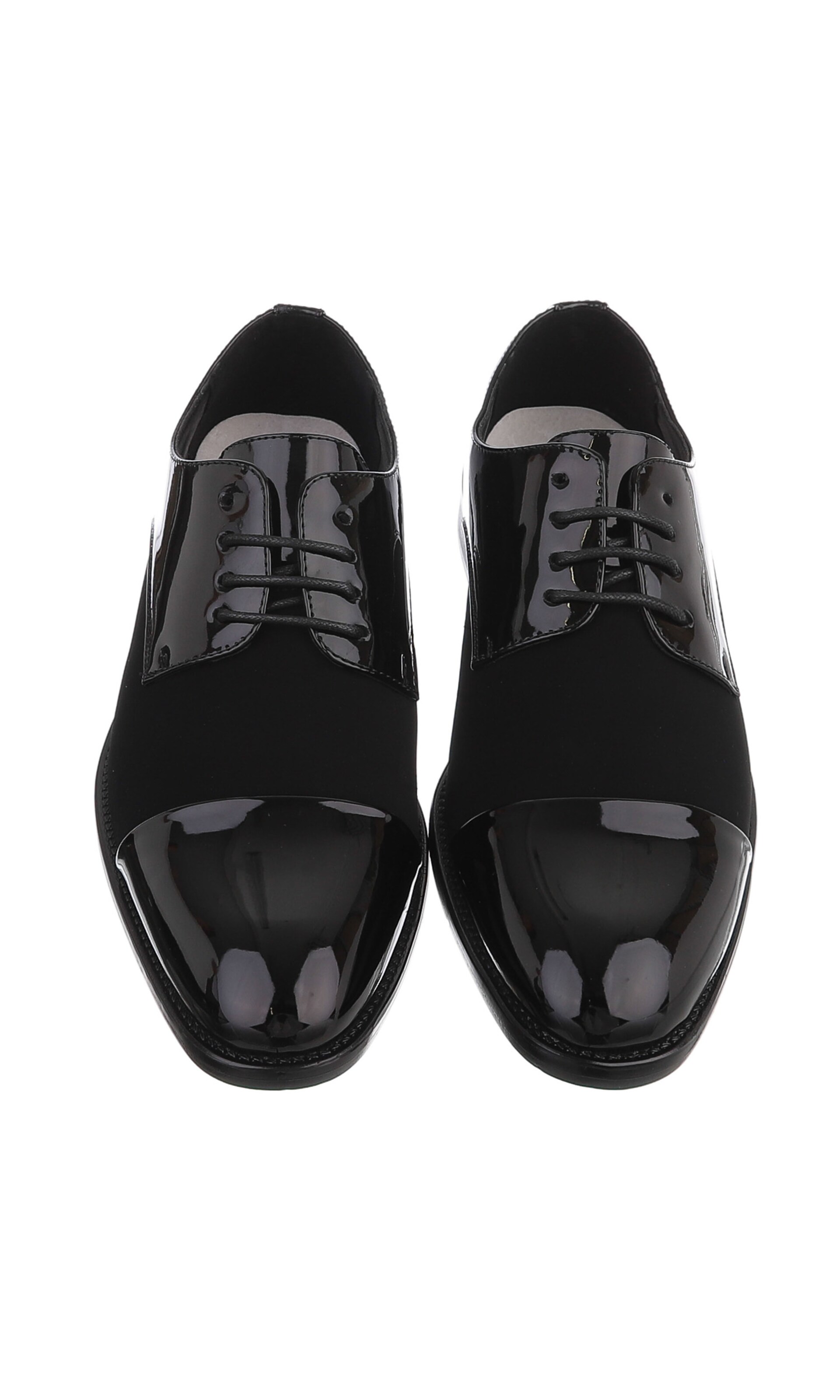 CoolWalk Lace-Up Shoes in Black