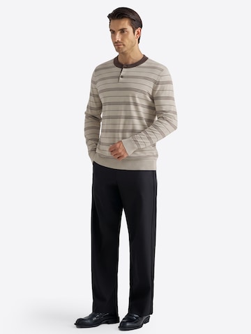 Pullover di Vantory in verde