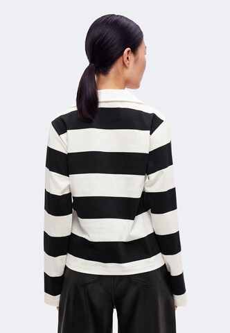 Karl Lagerfeld - Camiseta 'Ikon' en negro