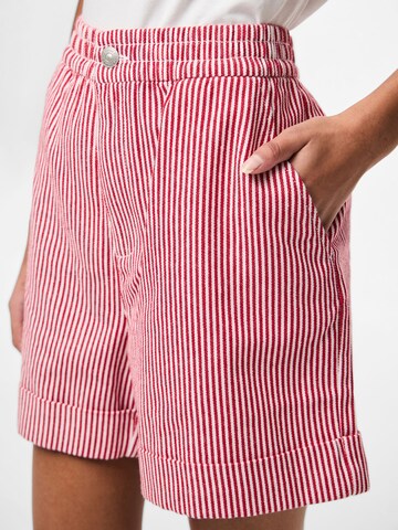 PIECES regular Bukser 'PCAllo' i rød