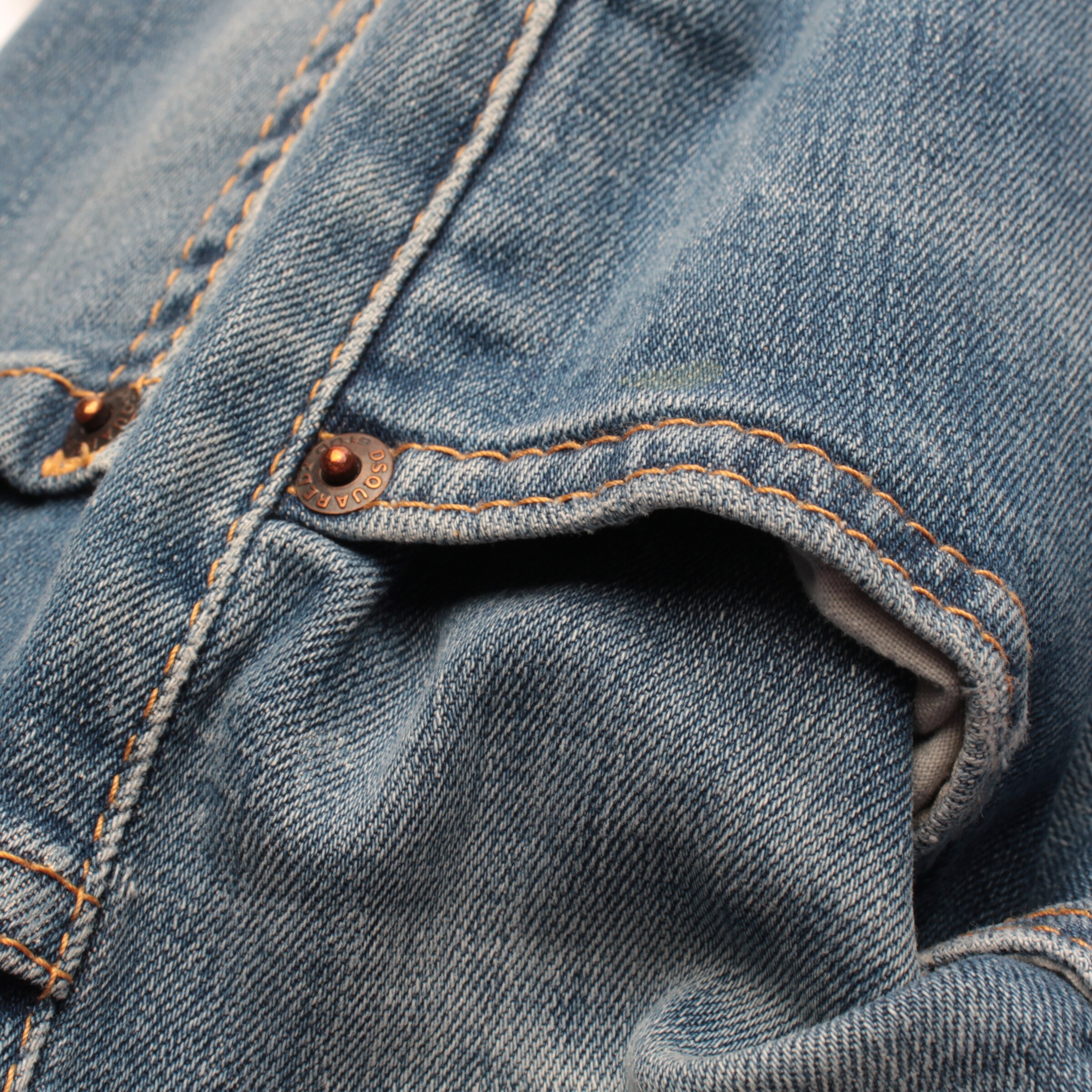 DSQUARED2 Jeans in 50 in Blue