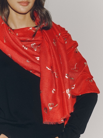 Next Shawl in Red