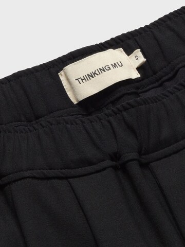 regular Pantaloni 'Damien' di Thinking MU in nero