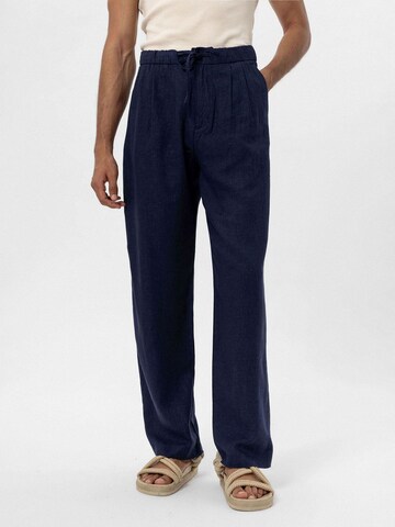 Antioch Regular Pleat-Front Pants 'Gregorio' in Blue