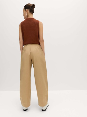Marks & Spencer Loosefit Hose in Beige