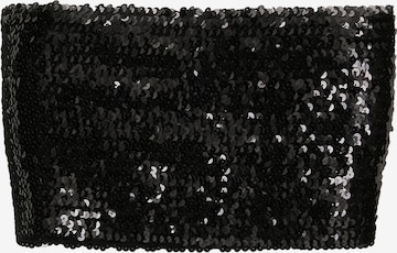 Top de la Pull&Bear pe negru: față