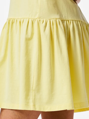 geltona PIECES Vasarinė suknelė 'PCDISSO'