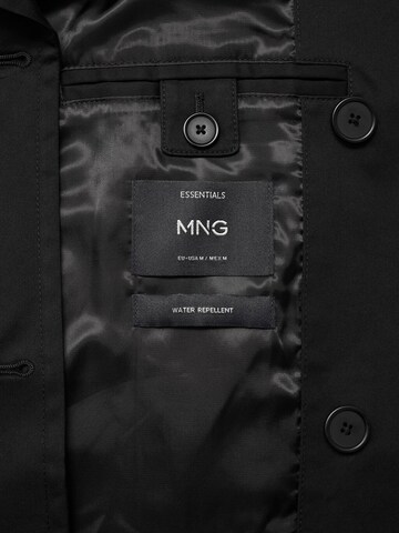 Parka de primăvară-toamnă de la MANGO MAN pe negru