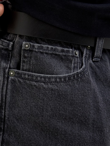 JACK & JONES Baggy Shorts in Schwarz